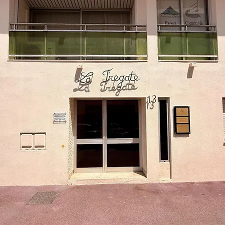 דירה Le Fregate By Apirent #terrace #airconditioning #wi-fi *